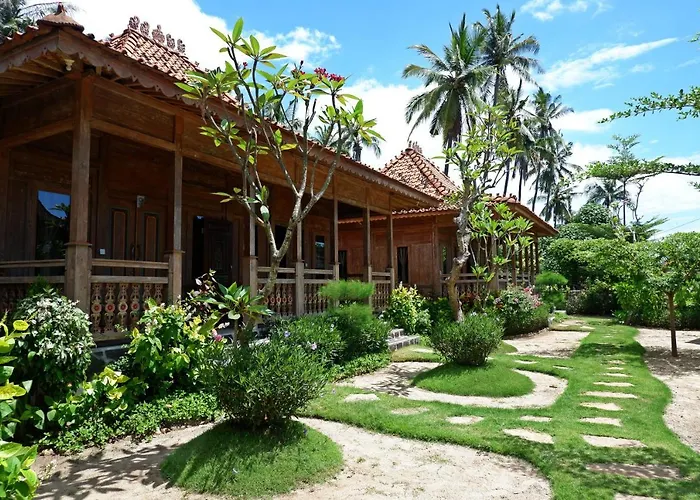 Blue Harbor Beachfront & Resto