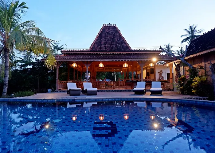 Blue Harbor Beachfront & Resto Ped