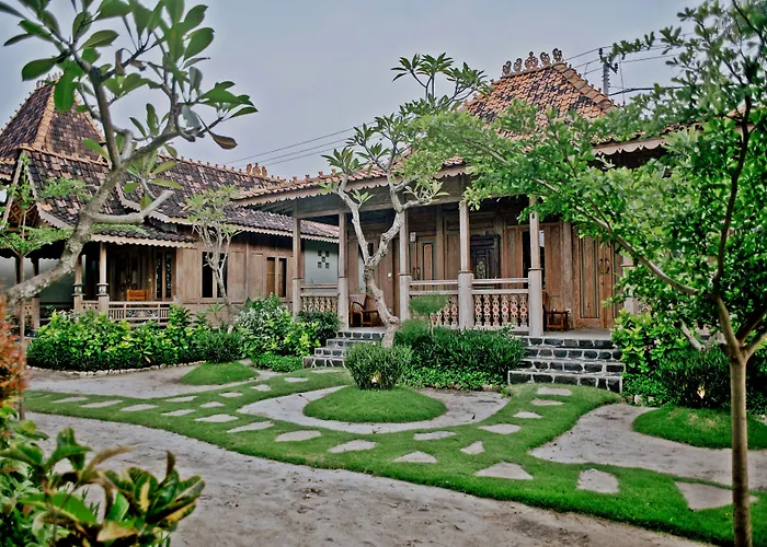 Blue Harbor Beachfront & Resto 4*