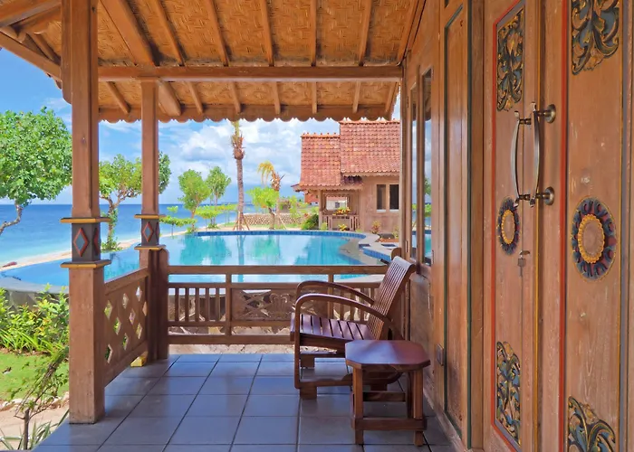 فندق Blue Harbor Beachfront & Resto